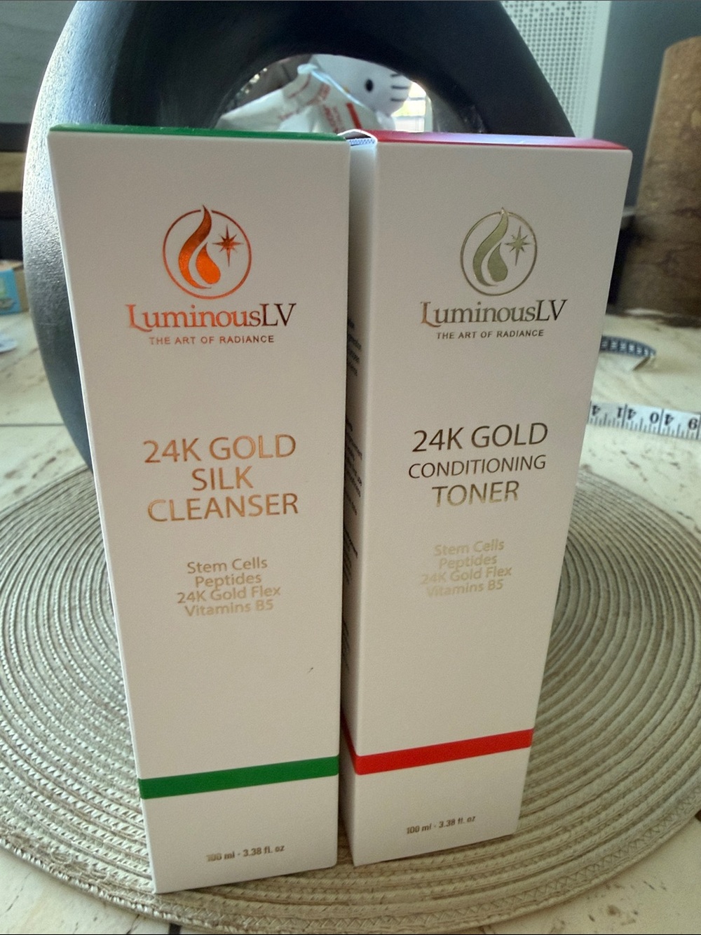 24K Gold Silk Cleanser & Conditioning Toner - Luminous Lv Set - Picture 2 of 10